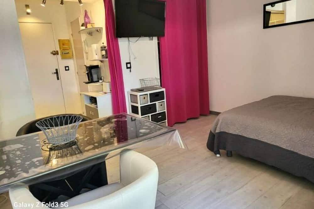 Entire apartment, Joli Studio Pour 2 Pers à Balaruc les Bains in Balaruc-les-Bains, Côte d'Améthyste