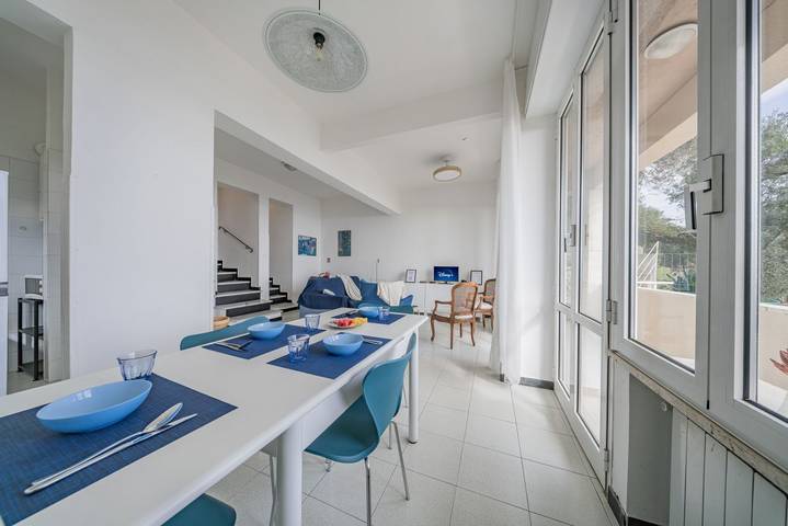 Appartamento intero, [Sea Dream] Vista Mare • Giardino • Box Privato in Bergeggi, Riviera di Ponente