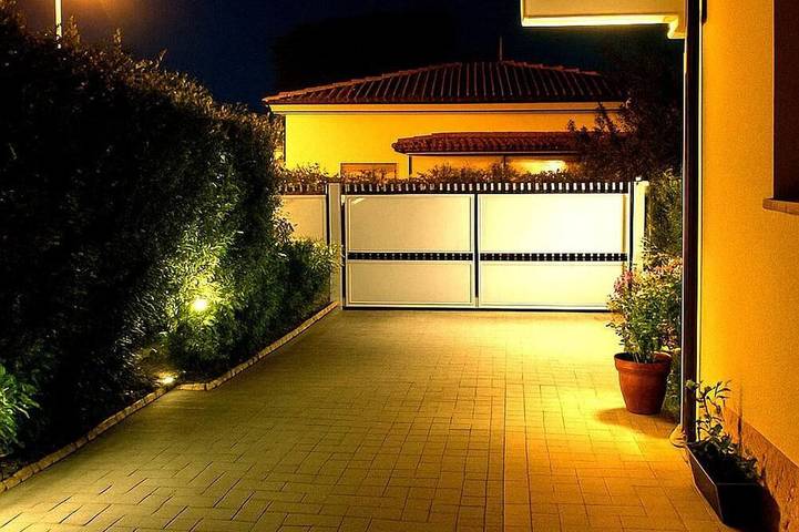Villa per 6 persone, con giardino e balcone in Pietrasanta