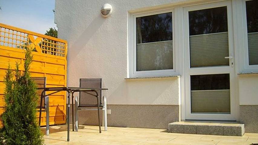 Ferienwohnung für 2 Personen, mit Seeblick und Garten in Breege