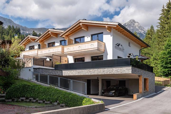 Ferienhaus für 8 Personen, mit Balkon und Terrasse sowie Garten und Sauna in Scheffau am Wilden Kaiser