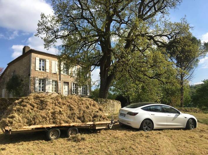 Location de vacances pour 17 personnes, avec vue et jardin ainsi que piscine et terrasse à Tonneins - 4