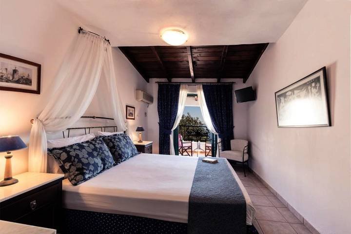 Location de vacances pour 2 personnes, avec jardin et vue dans Agistri - 3