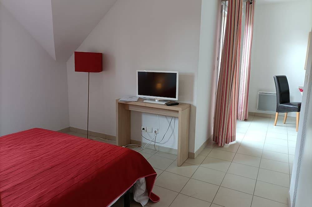 Entire apartment, T1 Bis Dans Résidence Avec Piscine D91 in Salies-de-Béarn, Béarn