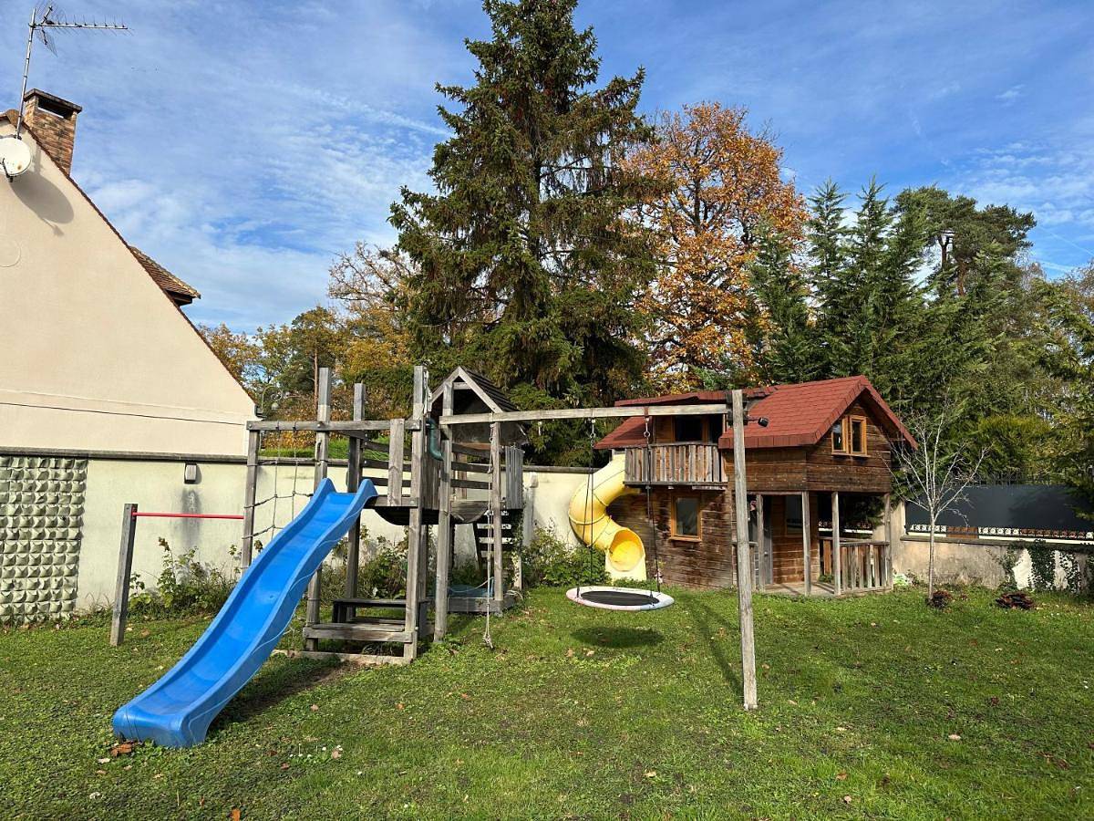 Very nice family home in Sucy-en-Brie, Val-de-Marne