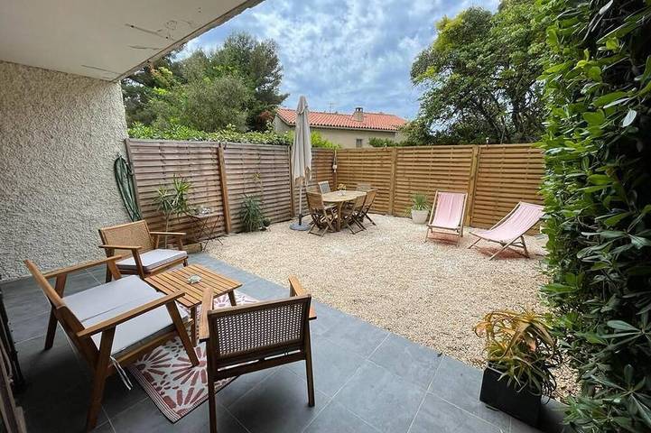 Appartement de vacances pour 4 personnes, avec jardin