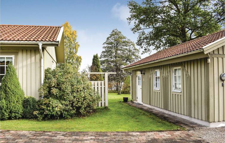 Hus för 8 Personer med trädgård in Bolmen