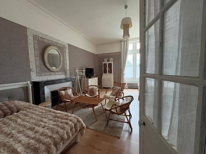 Maison d’hôte pour 4 personnes, avec jacuzzi et piscine ainsi que sauna et jardin à Sainte-Gemme-la-Plaine - 3