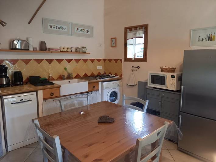 Gîte pour 3 personnes, avec jardin, animaux acceptés à Suzette - 3