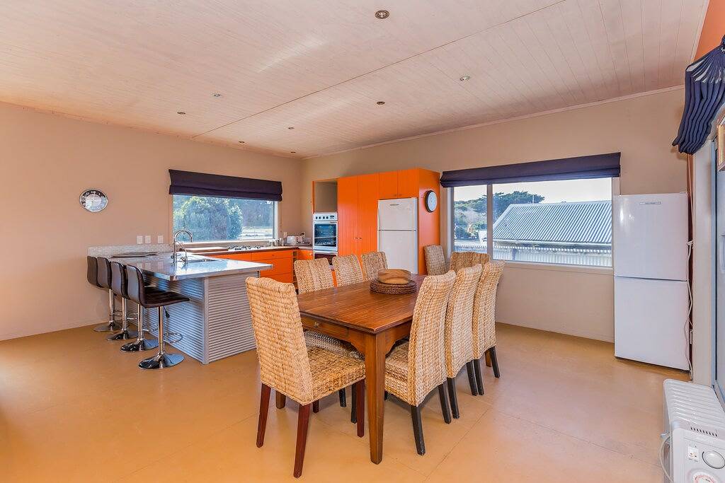 See and hear the surf from this pet friendly property in Manawatu-Wanganui
