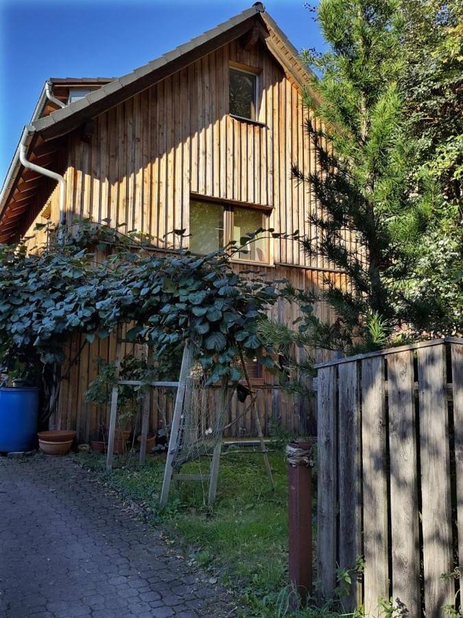 Ferienwohnung für 5 Personen, mit Terrasse und Garten sowie Ausblick in Bessenbach