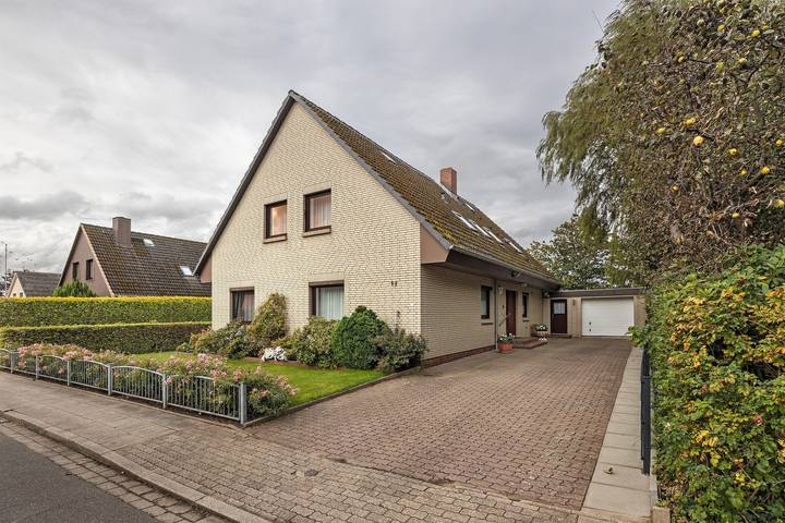 Ganze Wohnung, Ferienwohnung 'Haus Stoldt, Wohnung 2' mit gemeinsamer Terrasse, gemeinsamem Garten und Wi-Fi in Meldorf, Kreis Dithmarschen
