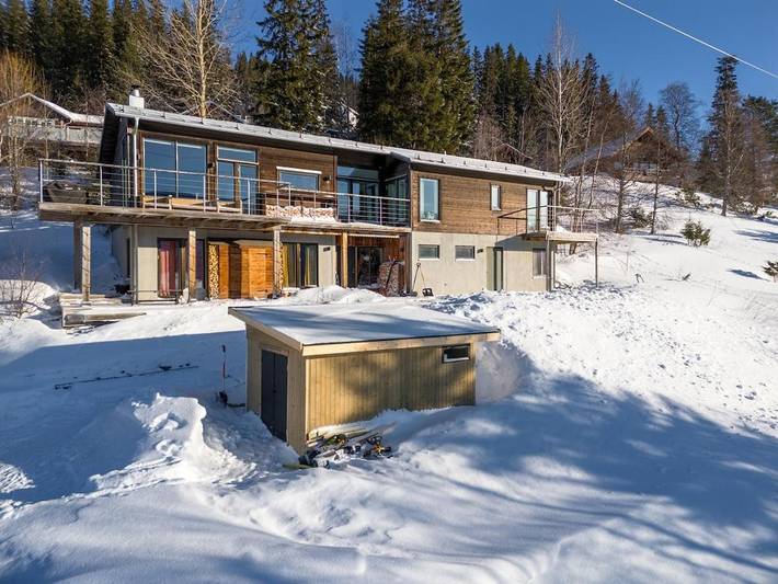 Chalet för 12 Personer, med Balkong samt Terass och Bastu och Sjöutsikt i Åre