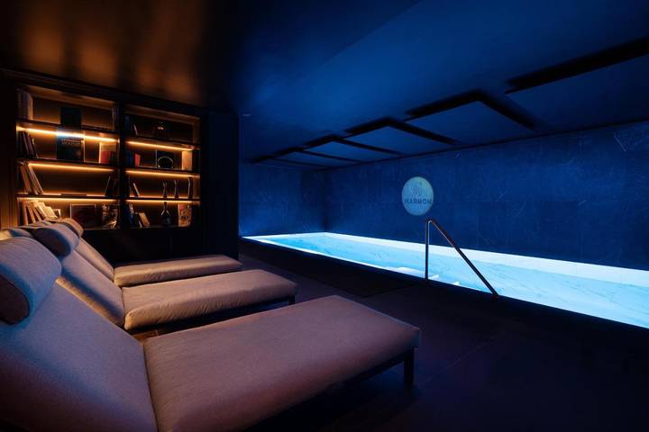 Hôtel pour 3 personnes, avec jacuzzi et sauna ainsi que piscine et terrasse - 1