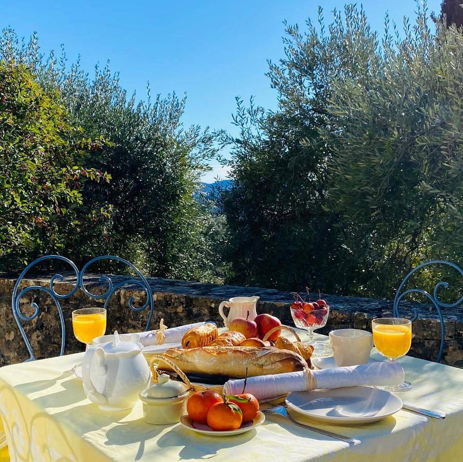 Triple Room with View in Montauroux, Côte méditerranéenne (France)