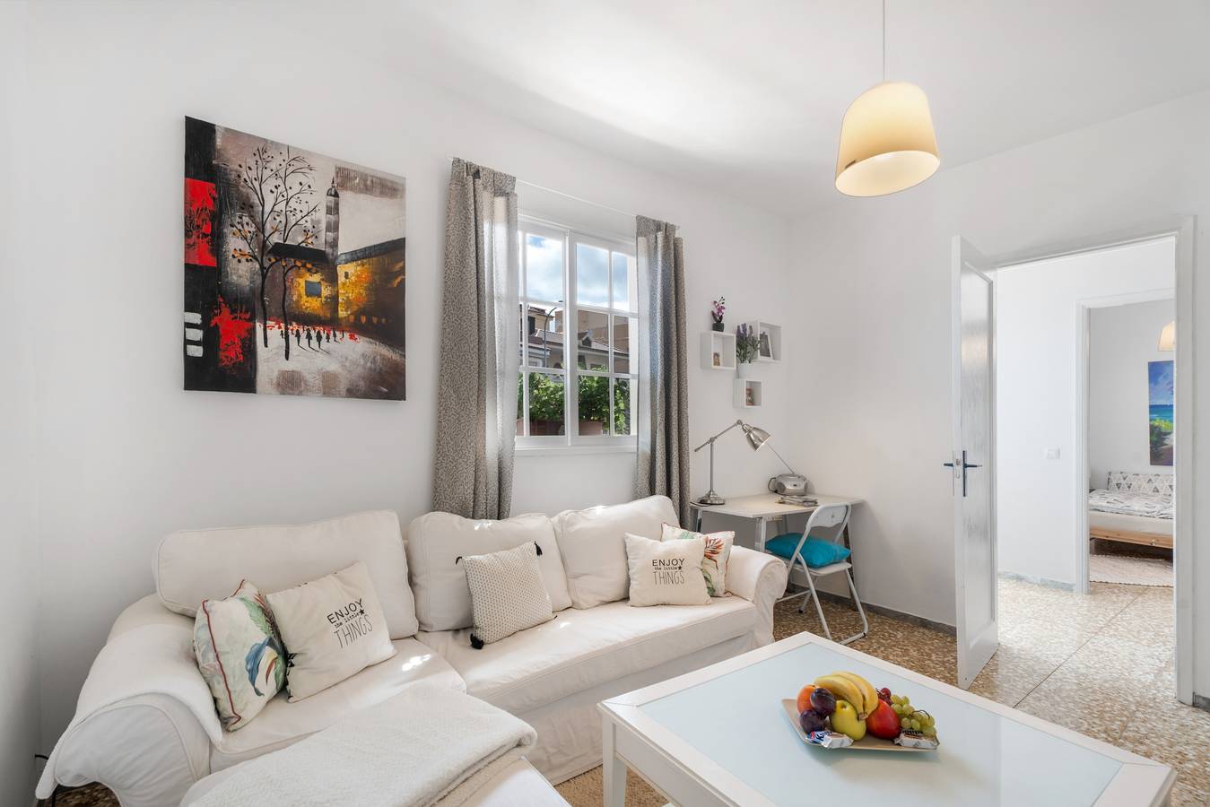 Apartamento entero, Apartamento de vacaciones 'Casa Con Vista' con vistas al mar, terraza privada y Wi-Fi in San Juan de la Rambla, Tenerife Norte