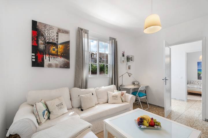 Apartamento entero, Apartamento Vacacional 'Casa Con Vista' con Vistas al Mar, Terraza Privada y Wi-Fi in San Juan de la Rambla, Tenerife Norte