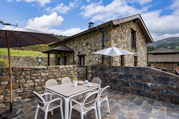 Chalet para 4 personas, con jacuzzi y jardín en Eo-Navia - 2