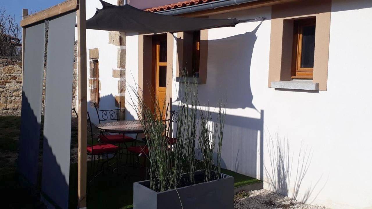 One-Bedroom House in Vic-le-Comte, Parc Naturel Régional Livradois-Forez