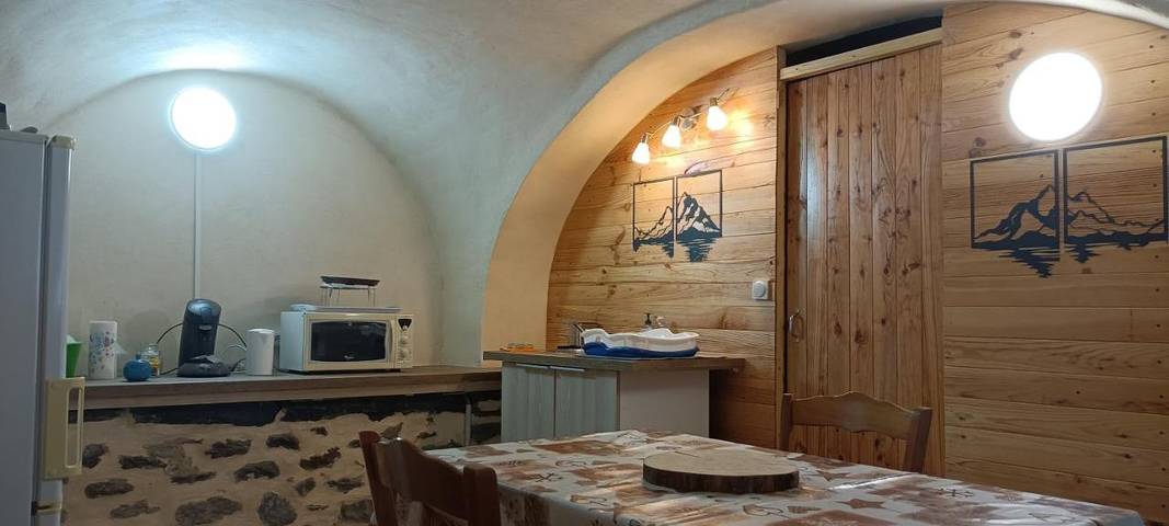 Gîte pour 2 personnes à Saint-Martin-de-la-Porte - 3