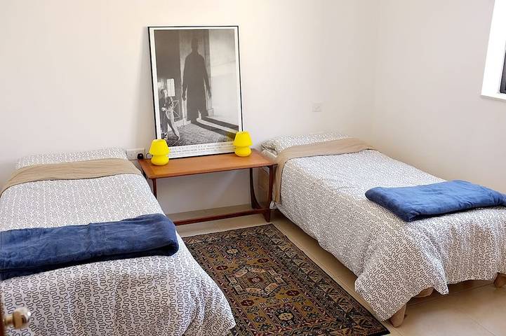 Ganze Wohnung, Große Meer Penthouse mit atemberaubender Aussicht auf die Landschaft in Marsalforn, Zebbug