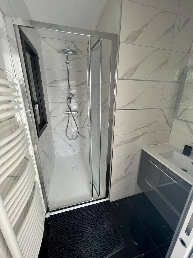 Location de vacances pour 6 personnes, avec vue et terrasse dans Plage Sainte Anne du Portzic - 3