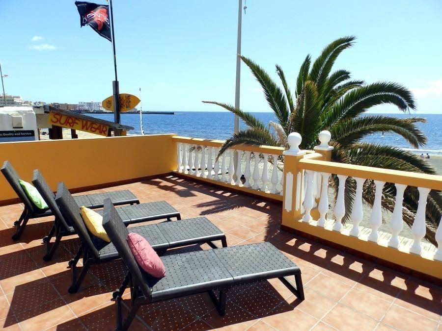 Casa con wifi y terraza en primera línea de playa in Playa el Médano, Granadilla de Abona