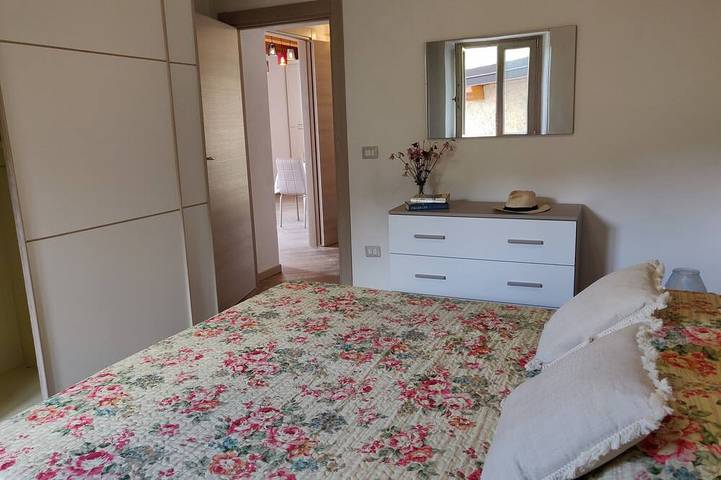 3 Bedroom Village House with Private Pool in Garfagnana - restaurant nearby in Villa Collemandina, Garfagnana