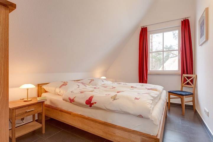 Ferienhaus für 8 Personen, mit Sauna und Garten in Glowe - 2