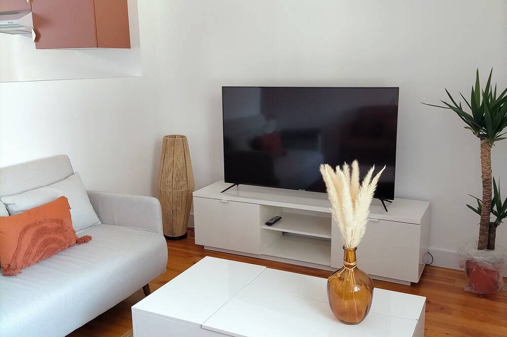 Fully furnished, quiet location in Vertrieu, La Tour-du-Pin region