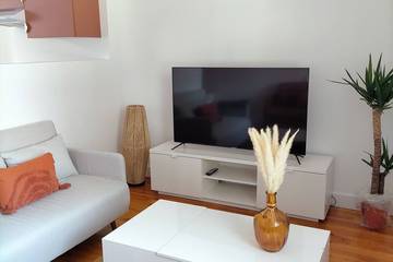 Gîte pour 8 personnes, avec balcon et jardin à Vertrieu