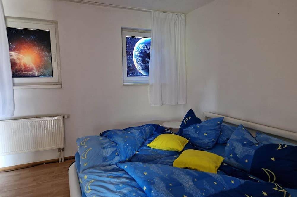 Ganze Wohnung, Ferienwohnung Esther (48m2) mit einem Schlafzimmer in Naila, Landkreis Hof