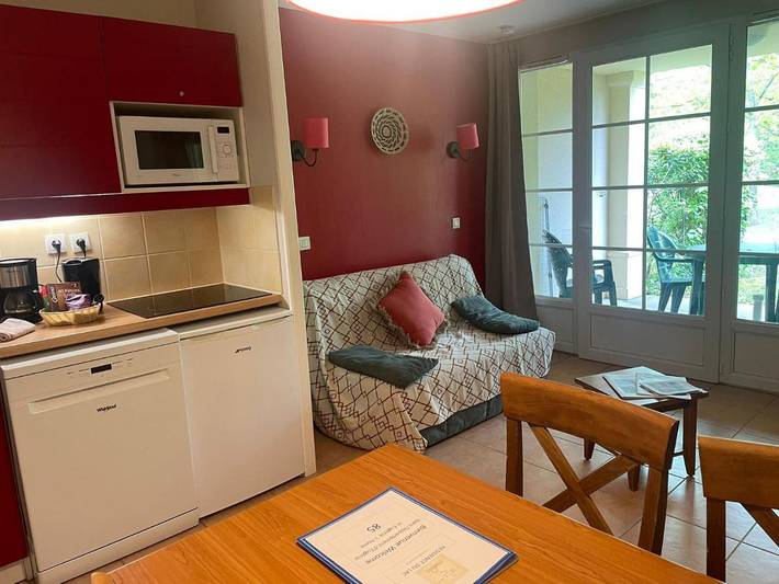 Appartement de vacances pour 4 personnes, avec Terrasse et Jardin ainsi que Bassin pour enfant et Vue