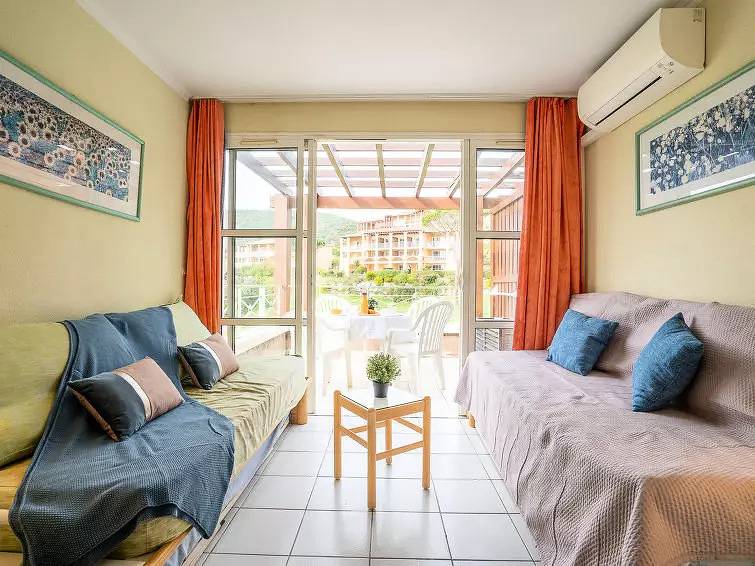 Ganze Wohnung, 1 Pièce 4 Personnes in Cap Esterel, Saint-Raphaël