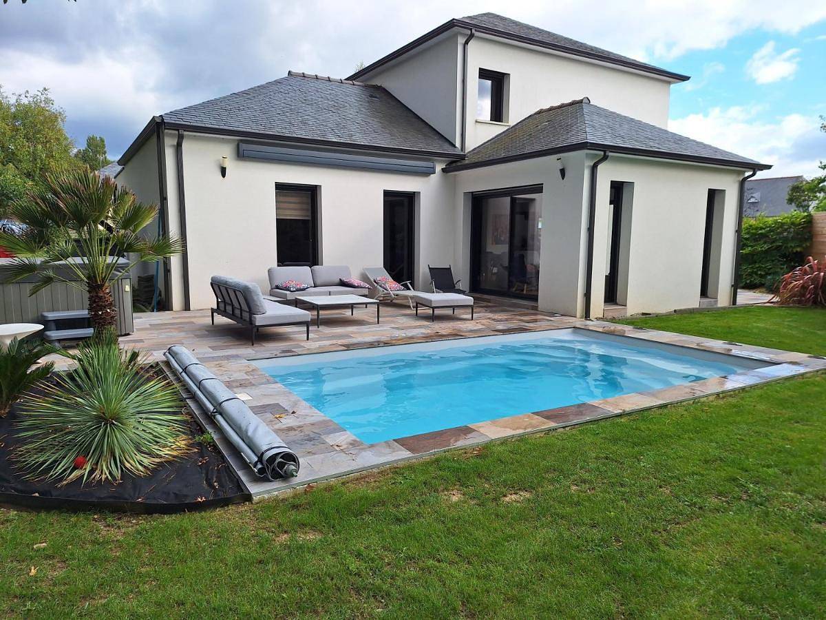 Villa avec piscine et jacuzzi proche de Nantes et de La Baule - Pornichet in Sautron, Région de Nantes