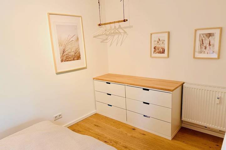 Ganze Wohnung, „Mein_Lieblingsplatz“ - Moderne helle Ferienwohnung mit großem Garten in Tating, Eiderstedt