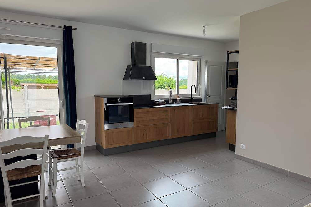 House in the heart of the Loire castles in Vineuil, Región de Blois