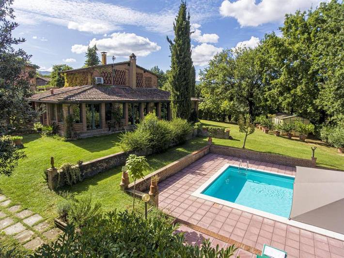 Agriturismo per 4 persone, con terrazza, con animali domestici in Cavriglia