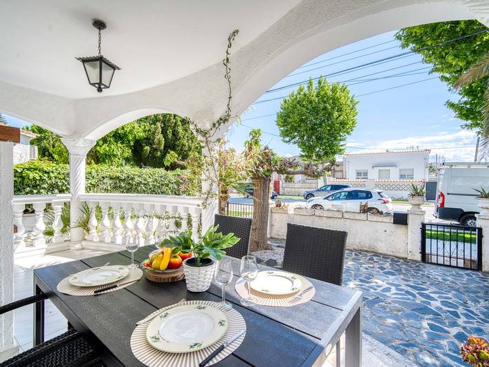 Ferienhaus für 6 Personen, mit Terrasse und Garten, mit Haustier in Empuriabrava