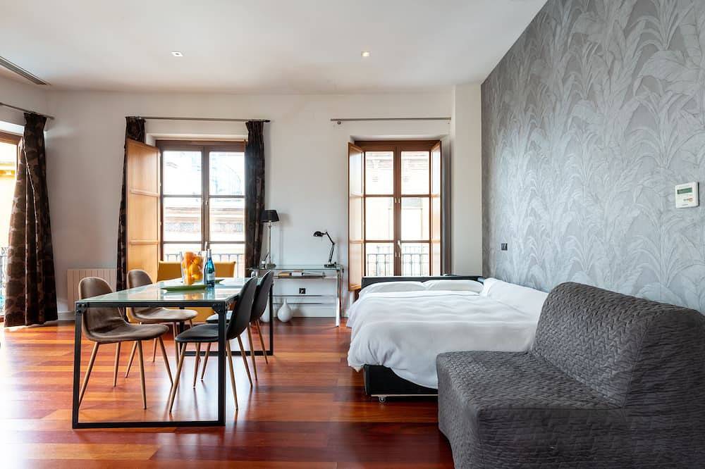 Ganze Wohnung, Wunderschöne Wohnung mit Pool und Blick auf die Kathedrale in Casco Antiguo, Sevilla
