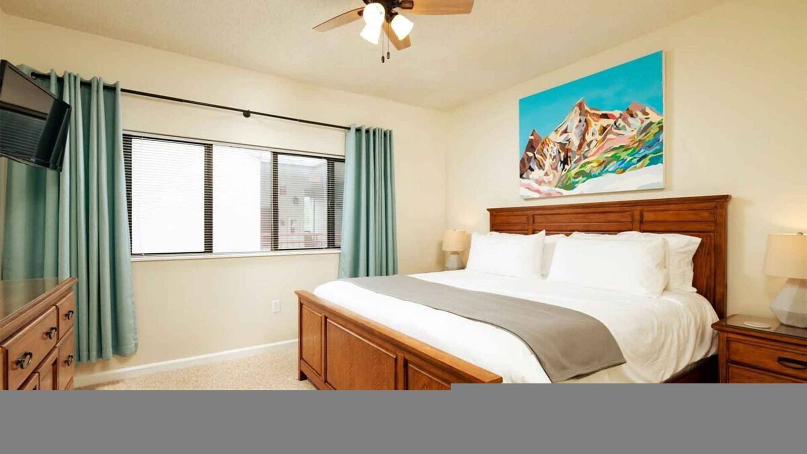 Entire apartment, Fantastic Condo, Pool, Fireplace, in Gatlinburg, Sevier County
