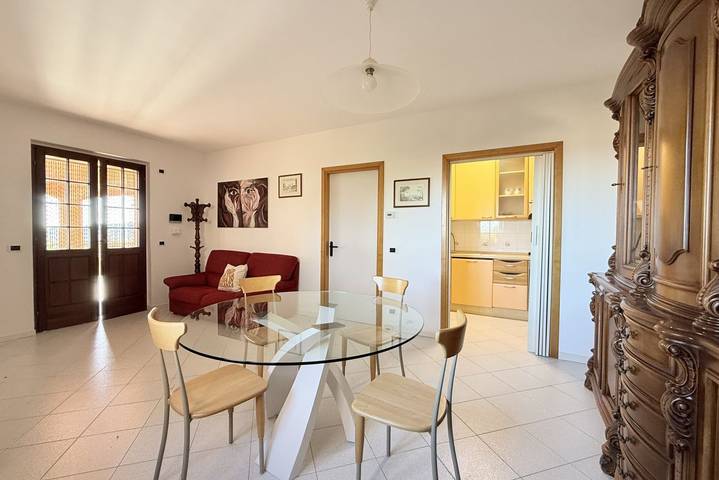 Appartement entier, Appartement de vacances pour 4 personnes avec balcon/terrasse in Sirolo, Riviera del Conero