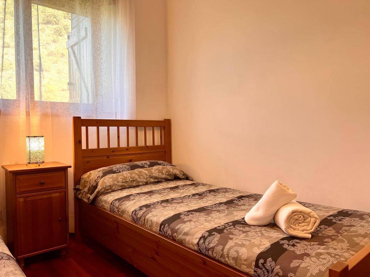 Apartamento entero, Two-Bedroom Apartment in Port Ainé, Rialp
