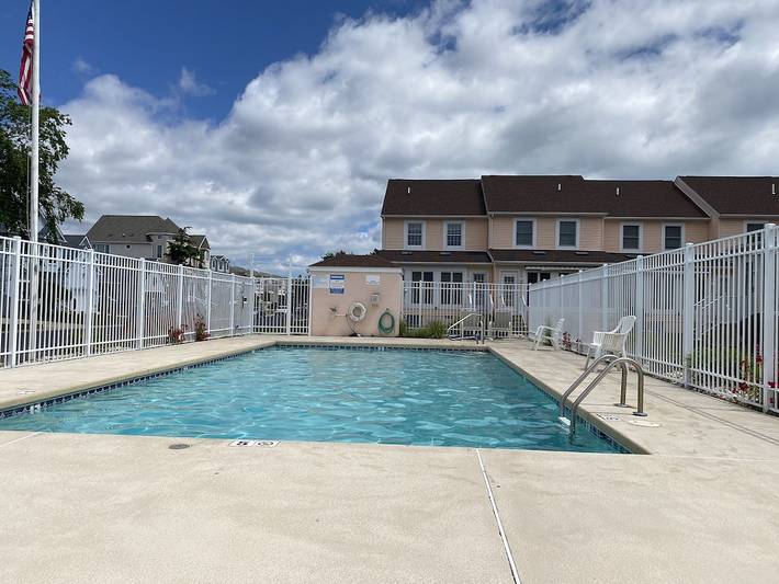 Vacation home for 6 people, with pool in Ocean City