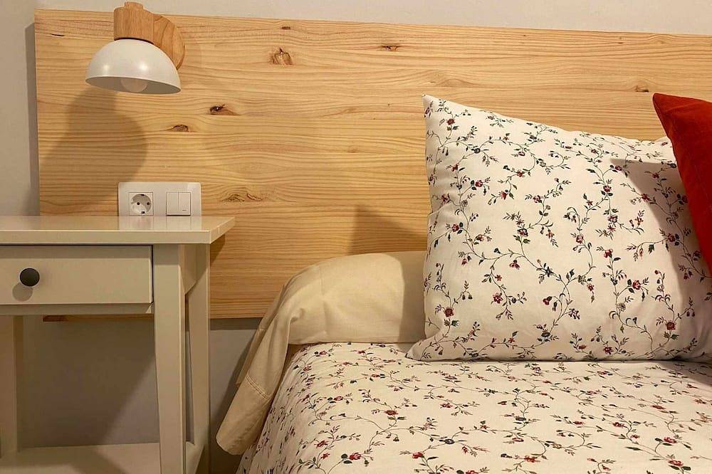 Appartamento intero, Apartamento en el Casco Antiguo de Pamplona - Ayla Las Murallas in Pamplona, Provincia di Navarra