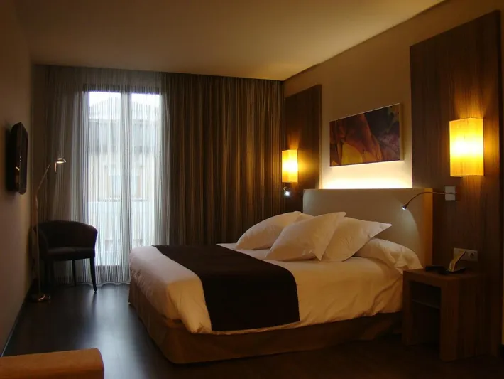Hotel para 10 personas - 1