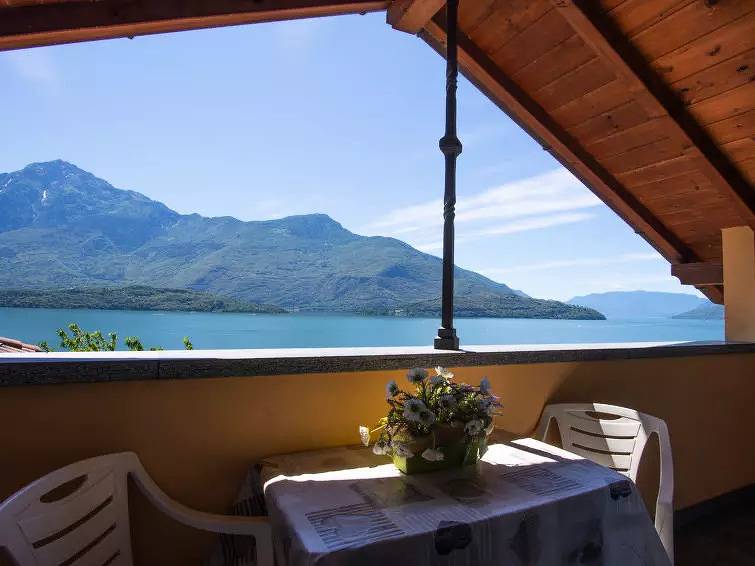 Entire apartment, 2 Rooms 4 People in Domaso, Lake Como