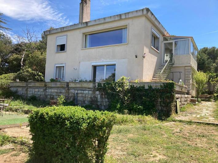 Location de vacances pour 4 personnes, avec vue et jardin à La Bastidonne - 2