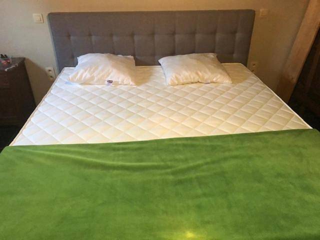 Location de vacances pour 9 personnes, avec jardin et vue à Frasnes-lez-Anvaing - 3