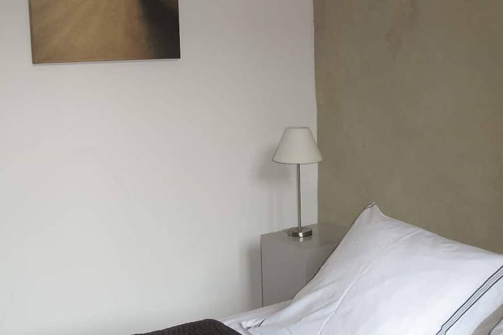 Gîte pour 4 personnes, avec terrasse à Sanilhac-Sagriès - 3